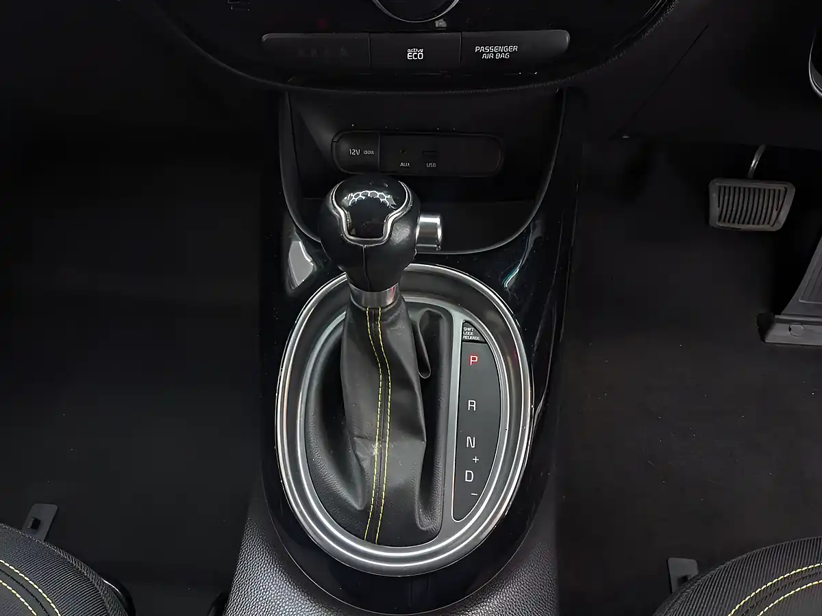 Used 2015 Kia Soul Connect Plus Inferno Red - Interior and Exterior details 14
