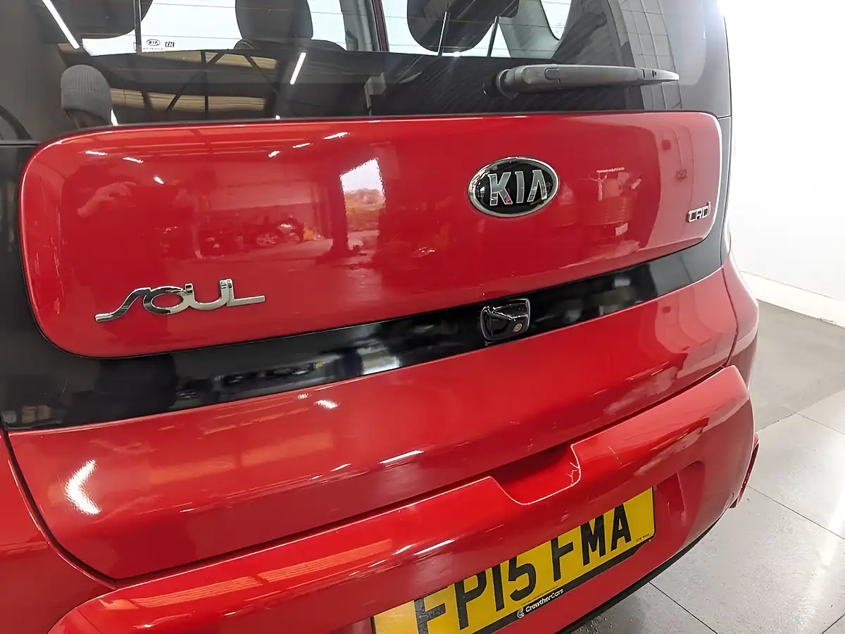 Used 2015 Kia Soul Connect Plus Inferno Red - Interior and Exterior details 20