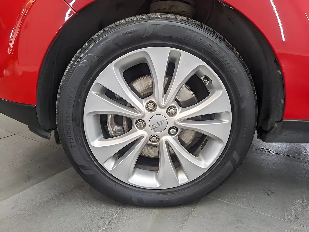 Used 2015 Kia Soul Connect Plus Inferno Red - Interior and Exterior details 6