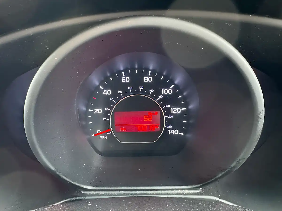 Used 2015 Kia Soul Connect Plus Red - Interior and Exterior details 11