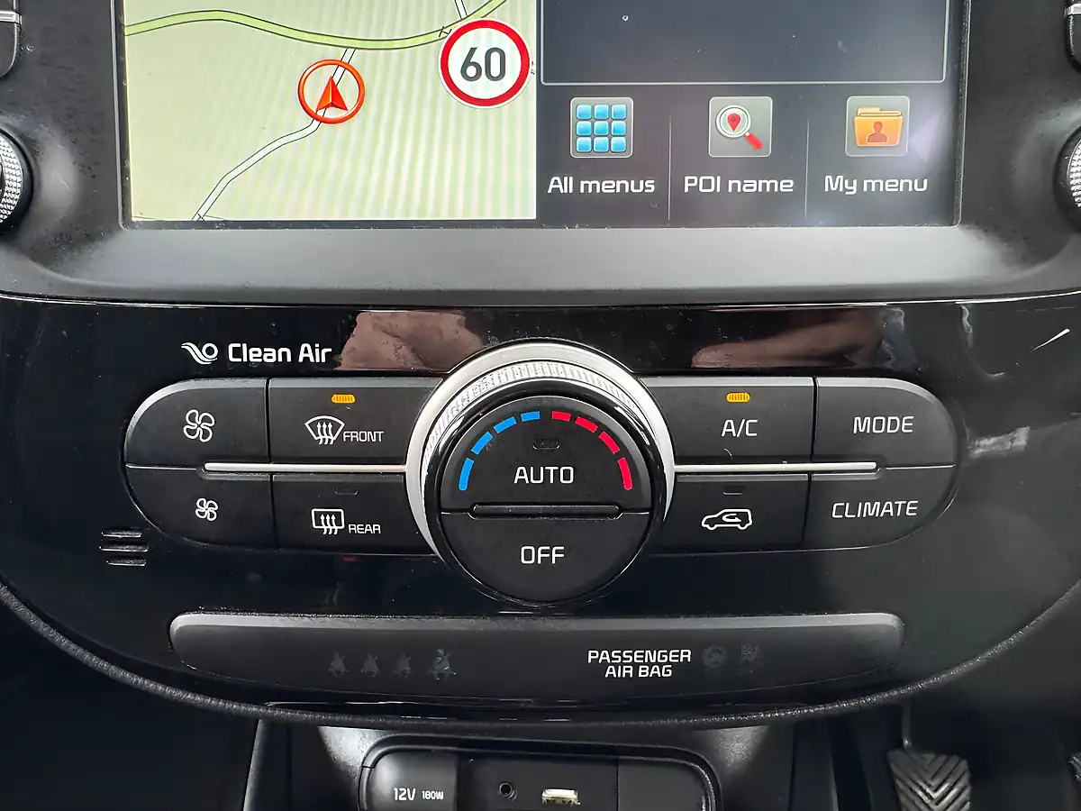 Used 2015 Kia Soul Connect Plus Red - Interior and Exterior details 17