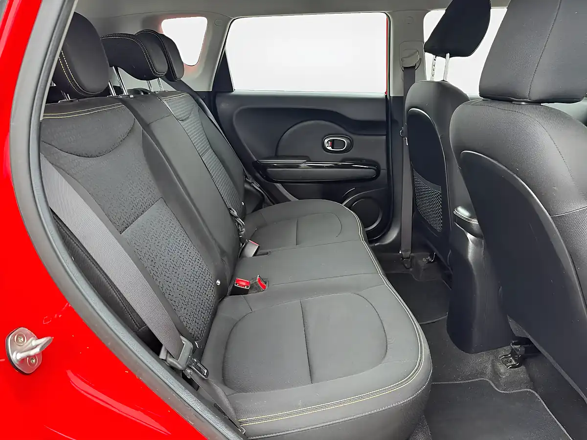 Used 2015 Kia Soul Connect Plus Red - Interior and Exterior details 20