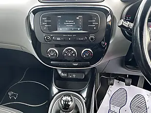 Used 2015 Kia Soul Connect Silver - Interior and Exterior details 19