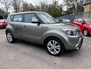 Used 2015 Kia Soul Connect Silver - Interior and Exterior details 6