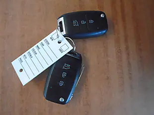 Used 2015 Kia Soul Connect Silver - Interior and Exterior details 10