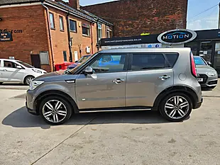 Used 2015 Kia Soul Maxx Silver - Interior and Exterior details 11