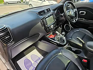 Used 2015 Kia Soul Maxx Silver - Interior and Exterior details 12