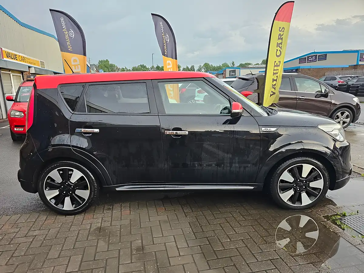 Used 2015 Kia Soul Mixx Black - Interior and Exterior details 4