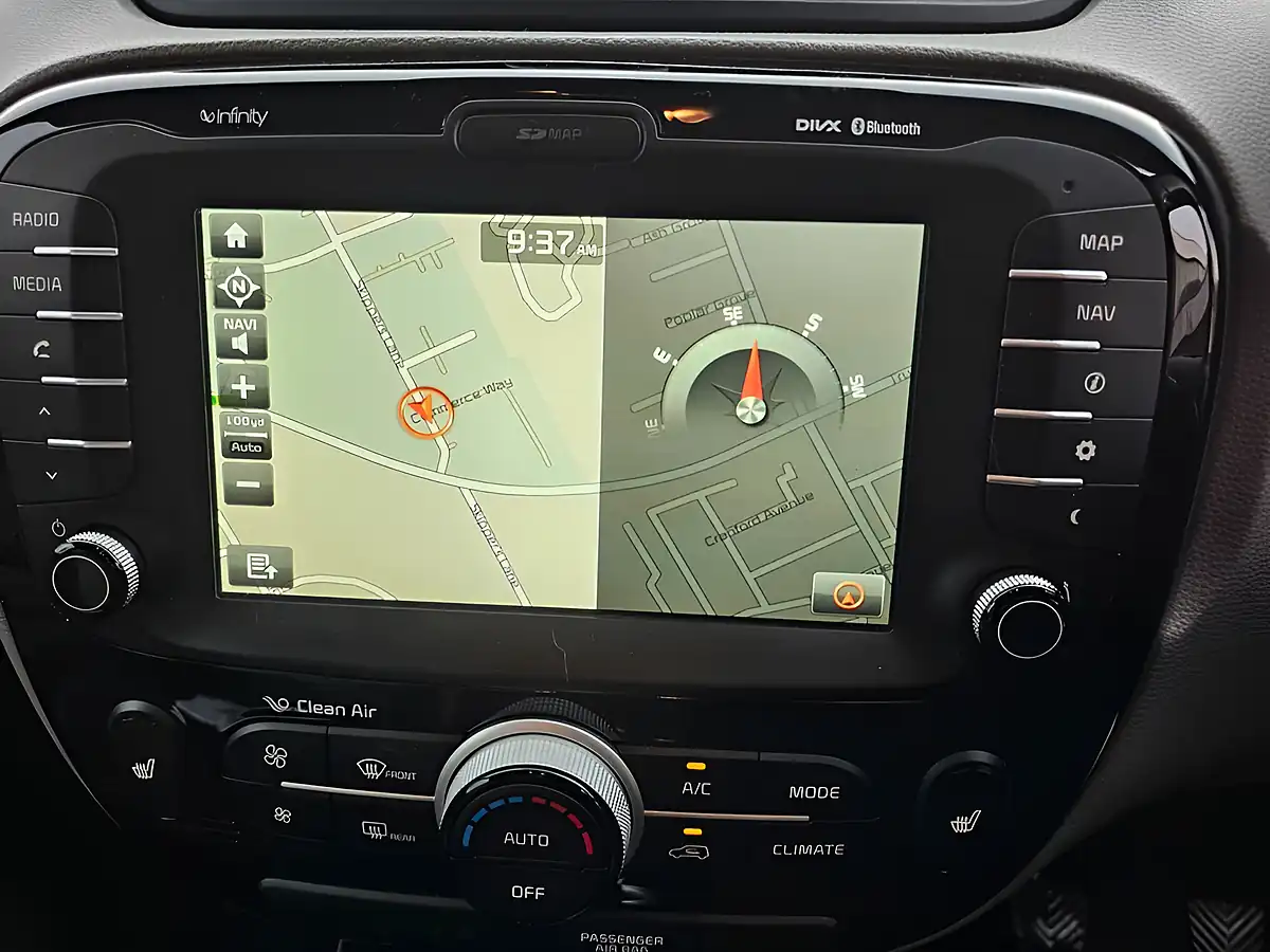 Used 2015 Kia Soul Mixx Black - Interior and Exterior details 8