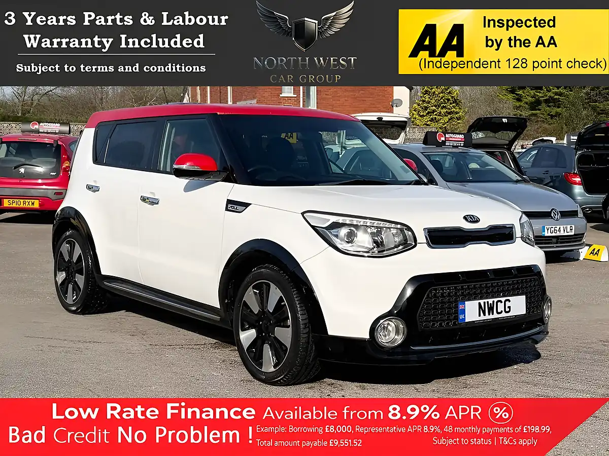 Used 2015 Kia Soul Mixx White - Front View
