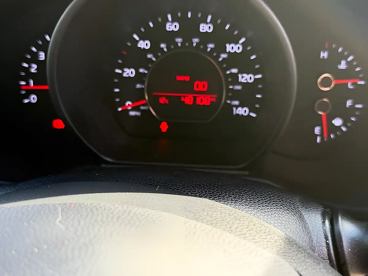 Used 2015 Kia Soul Mixx White - Interior and Exterior details 18