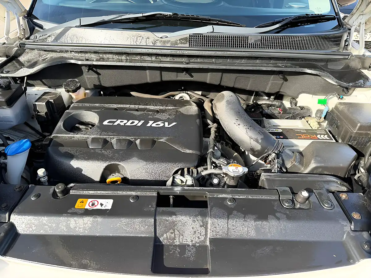 Used 2015 Kia Soul Mixx White - Interior and Exterior details 4