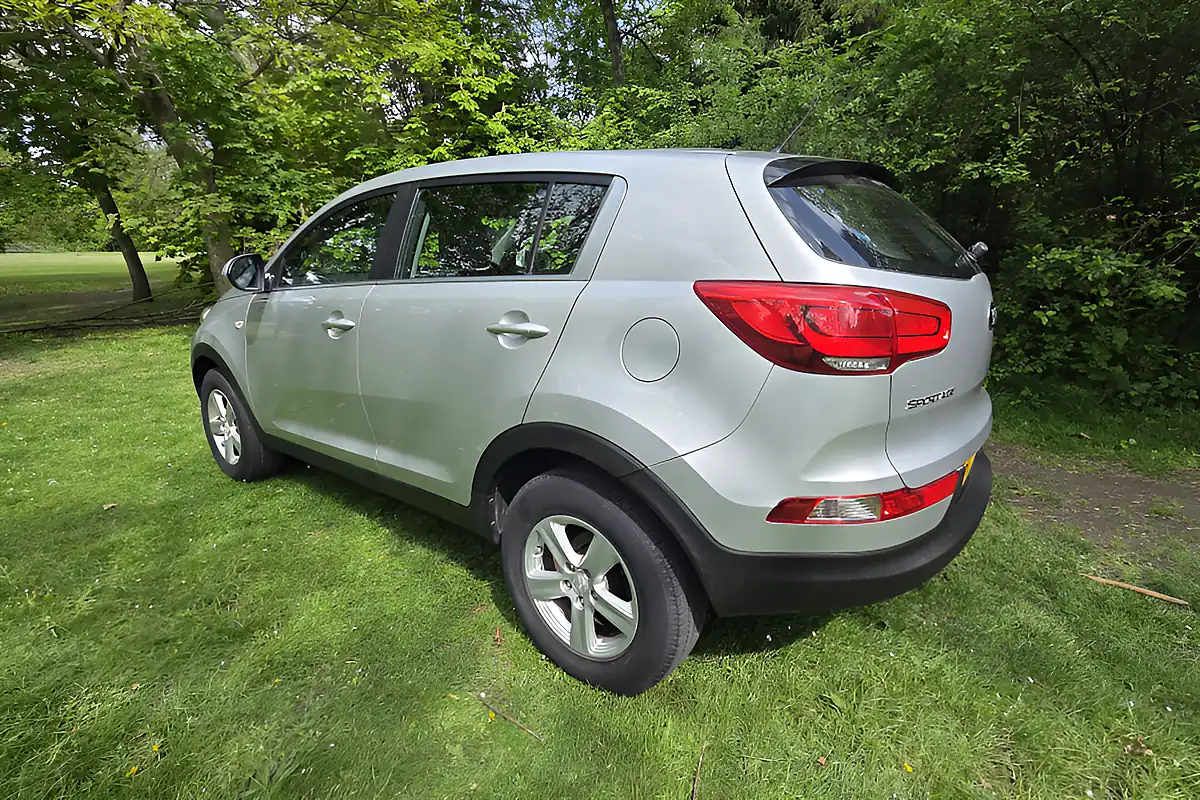 Used 2015 Kia Sportage 1 Isg Silver - Interior and Exterior details 6