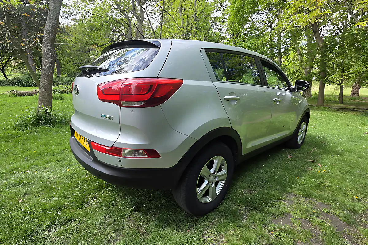 Used 2015 Kia Sportage 1 Isg Silver - Interior and Exterior details 8