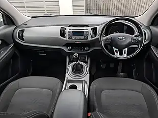 Used 2015 Kia Sportage Ecodynamics 1 2WD Silver - Interior and Exterior details 13