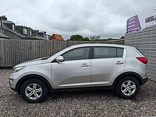 Used 2015 Kia Sportage Ecodynamics 1 2WD Silver - Interior and Exterior details 9
