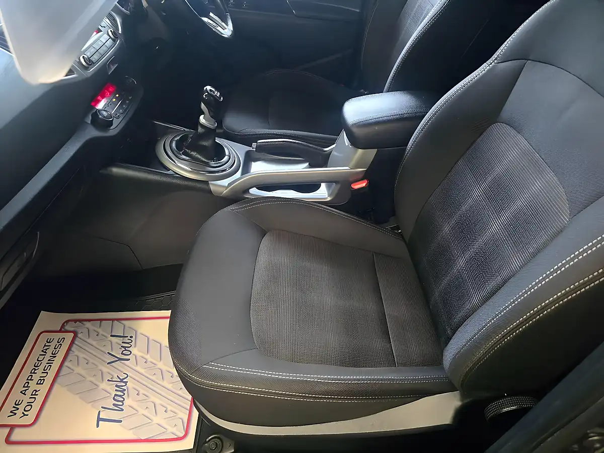 Used 2015 Kia Sportage Ecodynamics 1 Grey - Interior and Exterior details 12