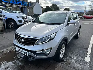 Used 2015 Kia Sportage Ecodynamics 1 Silver - Interior and Exterior details 2