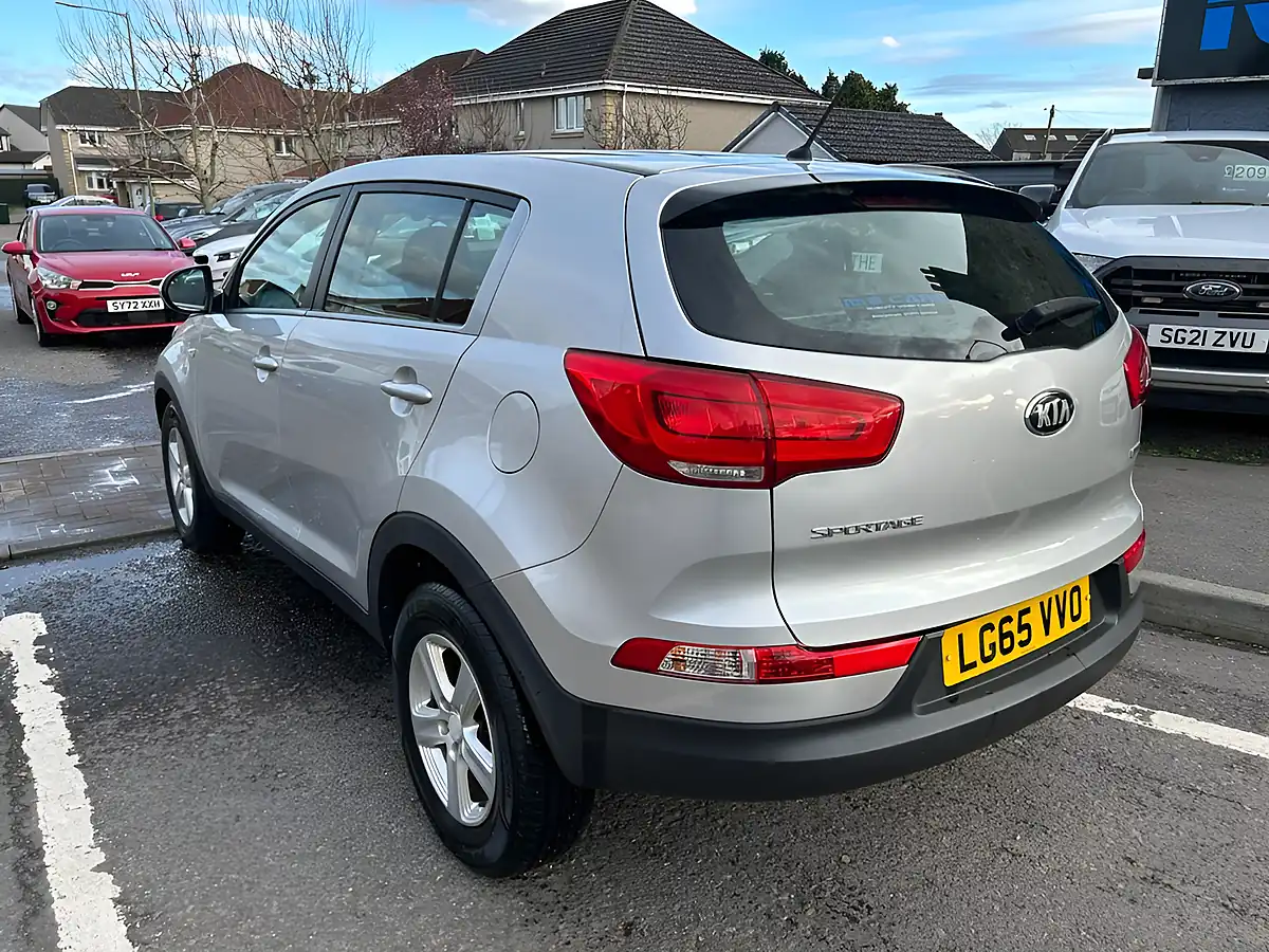 Used 2015 Kia Sportage Ecodynamics 1 Silver - Interior and Exterior details 3