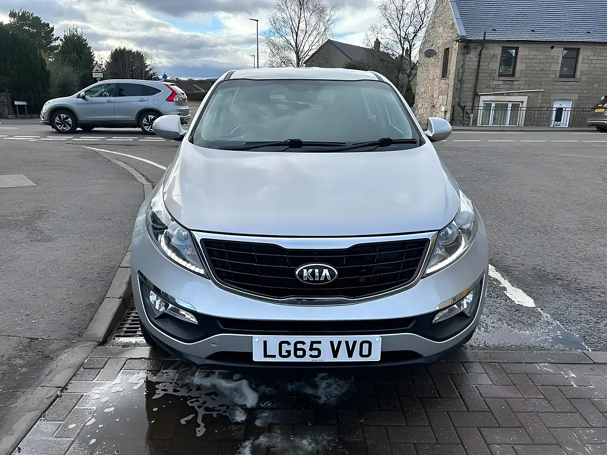 Used 2015 Kia Sportage Ecodynamics 1 Silver - Interior and Exterior details 6