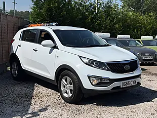 Used 2015 Kia Sportage Ecodynamics 1 White - Interior and Exterior details 5