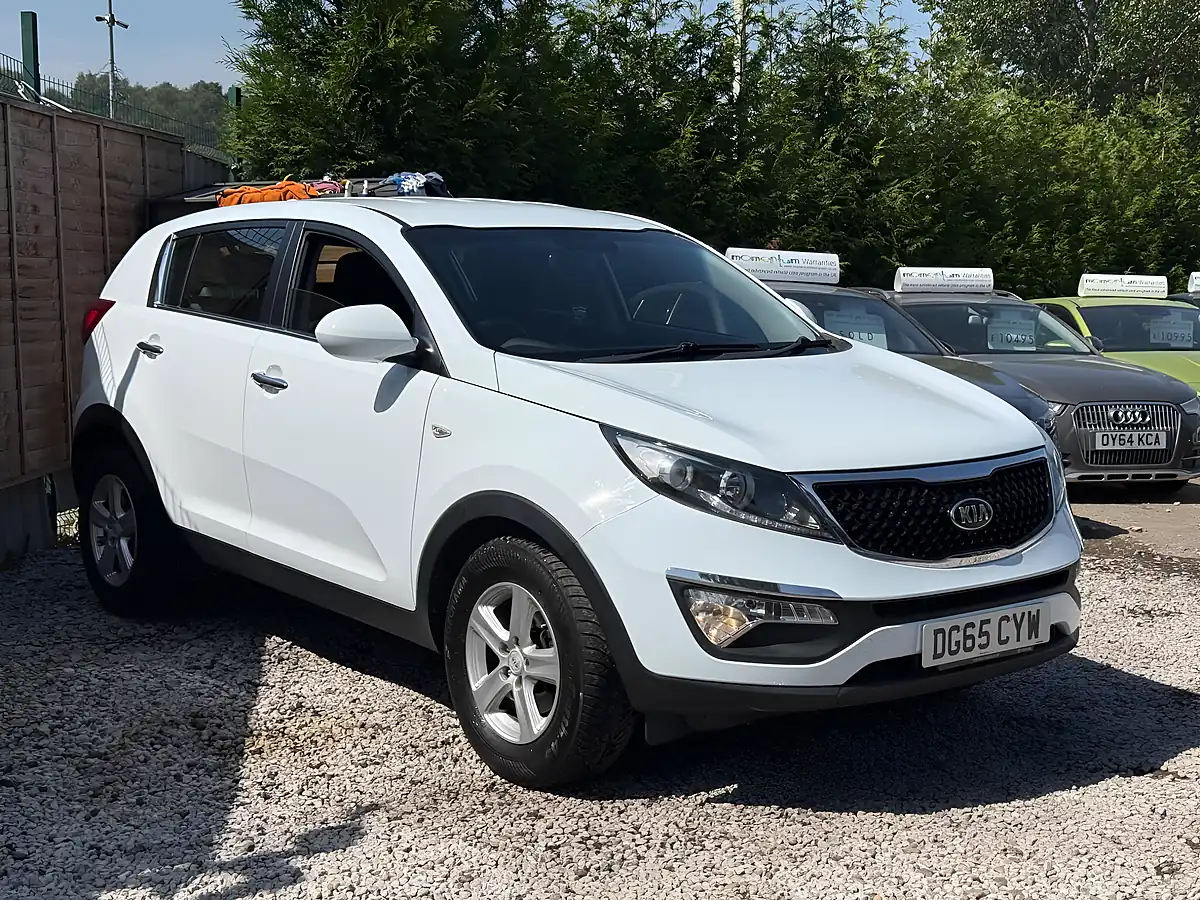 Used 2015 Kia Sportage Ecodynamics 1 White - Interior and Exterior details 5