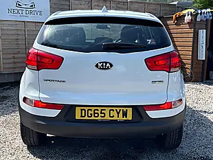 Used 2015 Kia Sportage Ecodynamics 1 White - Interior and Exterior details 9