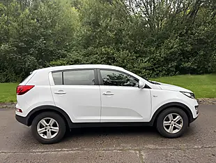 Used 2015 Kia Sportage Ecodynamics 1 White - Interior and Exterior details 11