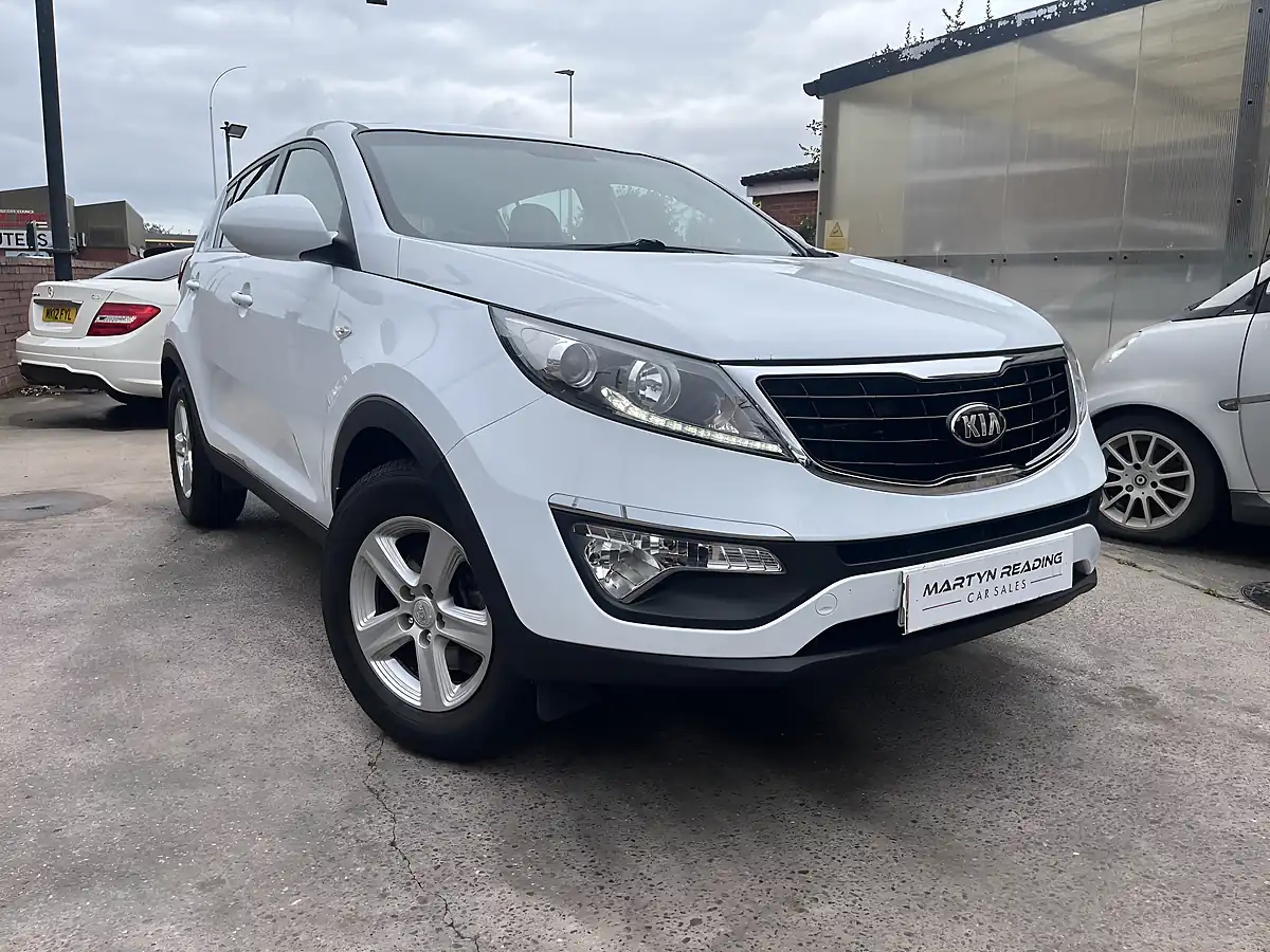 Used 2015 Kia Sportage Ecodynamics 1 White - Front View
