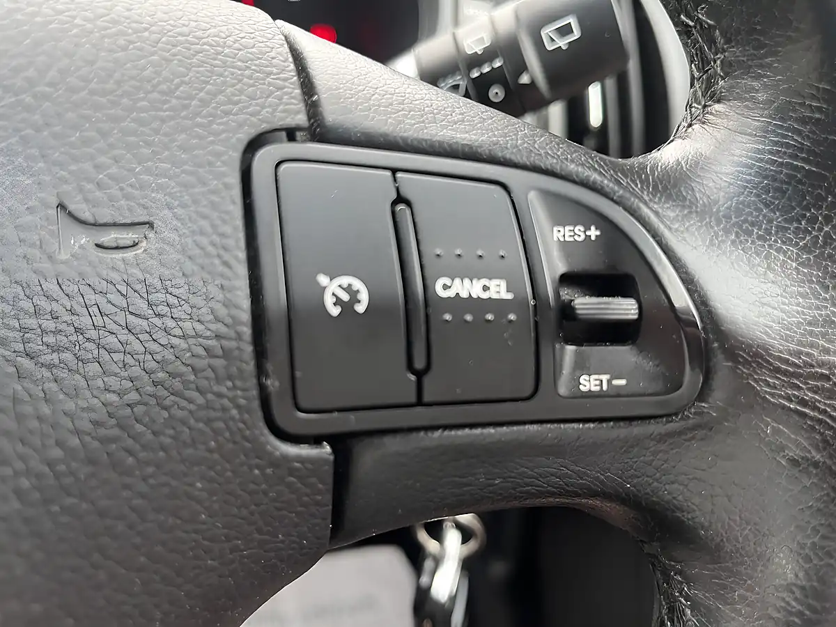 Used 2015 Kia Sportage Ecodynamics 1 White - Interior and Exterior details 15