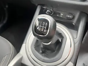 Used 2015 Kia Sportage Ecodynamics 1 White - Interior and Exterior details 16