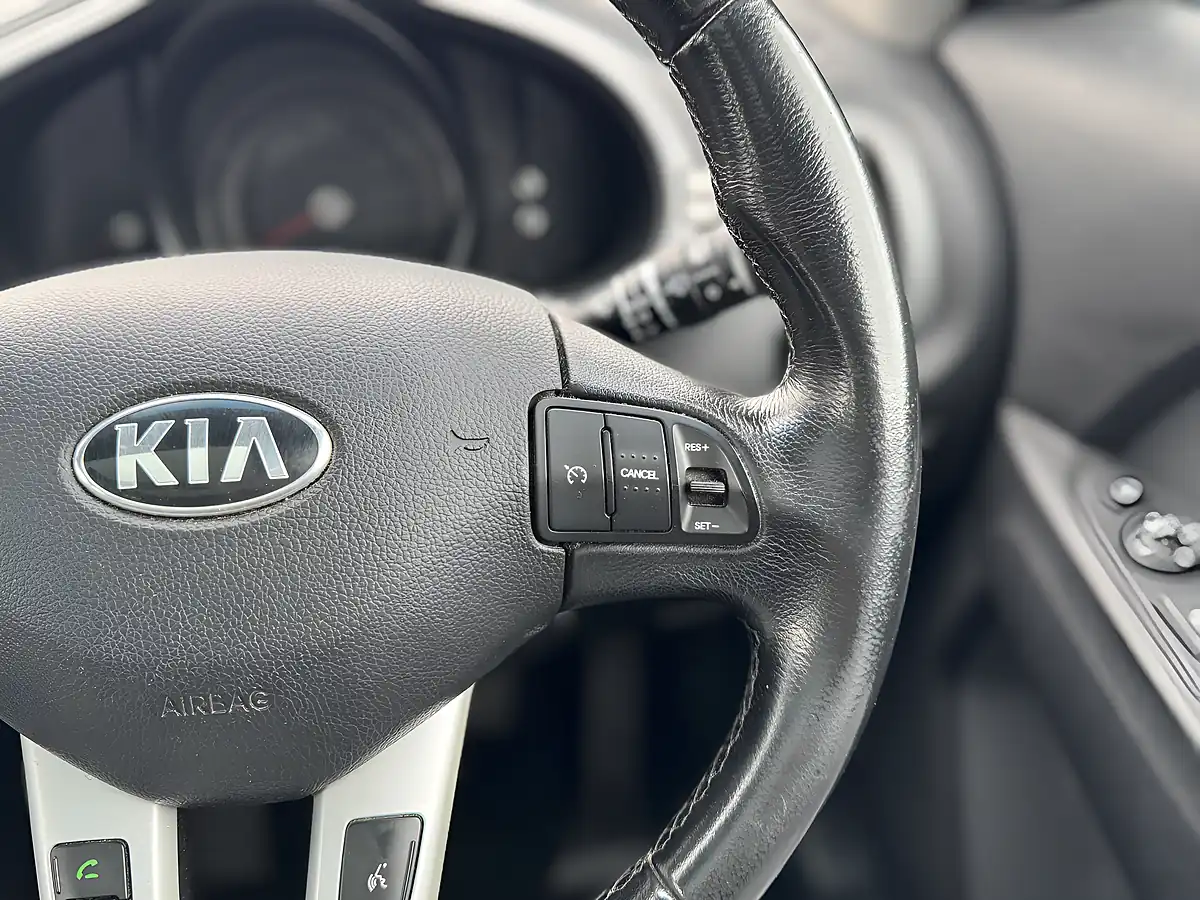 Used 2015 Kia Sportage Ecodynamics 2 Black - Interior and Exterior details 17