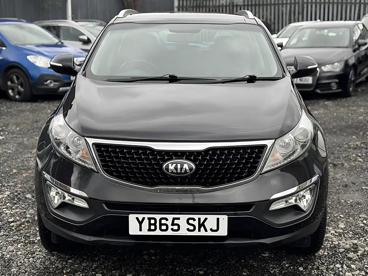 Used 2015 Kia Sportage Ecodynamics 2 Black - Interior and Exterior details 2