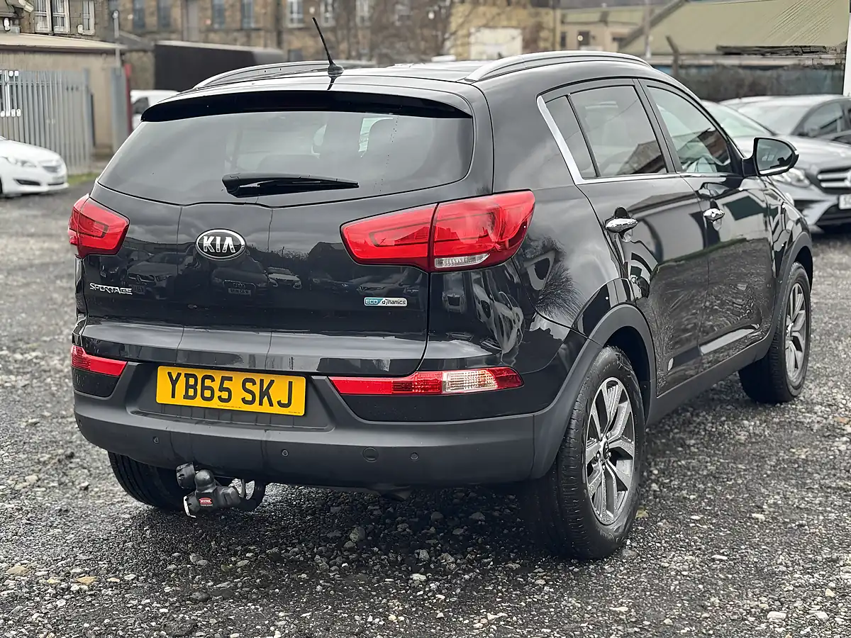 Used 2015 Kia Sportage Ecodynamics 2 Black - Interior and Exterior details 7