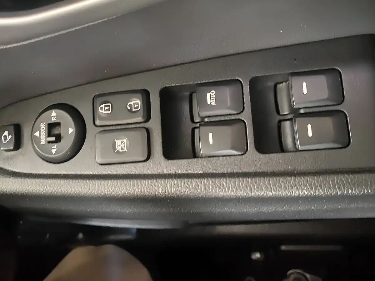 Used 2015 Kia Sportage Ecodynamics 2 Black - Interior and Exterior details 10