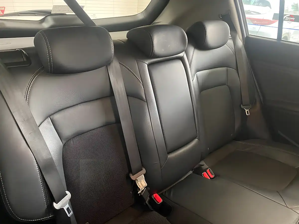 Used 2015 Kia Sportage Ecodynamics 2 Black - Interior and Exterior details 13