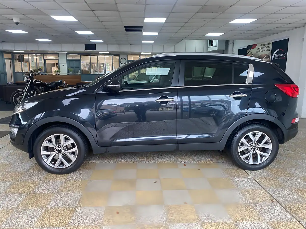 Used 2015 Kia Sportage Ecodynamics 2 Black - Interior and Exterior details 6