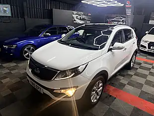 Used 2015 Kia Sportage Ecodynamics 2 White - Interior and Exterior details 10