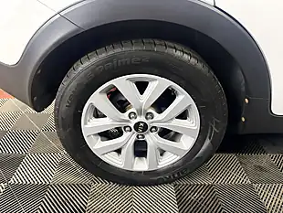 Used 2015 Kia Sportage Ecodynamics 2 White - Interior and Exterior details 11