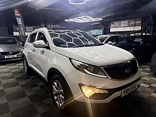 Used 2015 Kia Sportage Ecodynamics 2 White - Interior and Exterior details 7