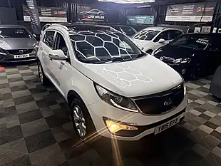 Used 2015 Kia Sportage Ecodynamics 2 White - Interior and Exterior details 8