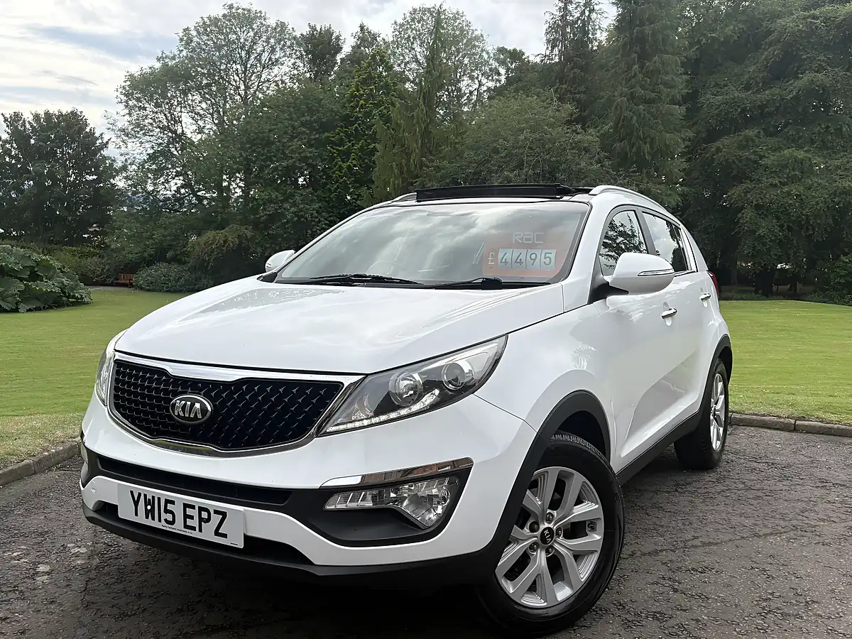 Used 2015 Kia Sportage Ecodynamics 2 White - Front View
