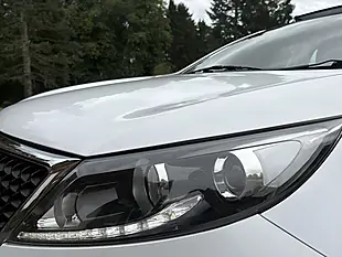 Used 2015 Kia Sportage Ecodynamics 2 White - Interior and Exterior details 13