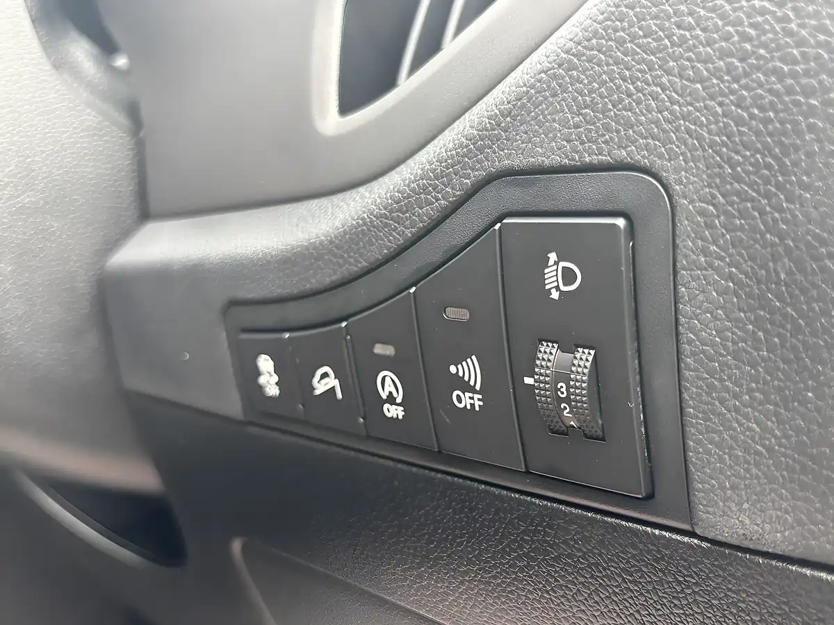 Used 2015 Kia Sportage Ecodynamics 2 White - Interior and Exterior details 19