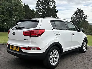 Used 2015 Kia Sportage Ecodynamics 2 White - Interior and Exterior details 5