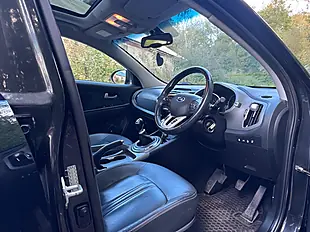 Used 2015 Kia Sportage Ecodynamics 3 Black - Interior and Exterior details 14