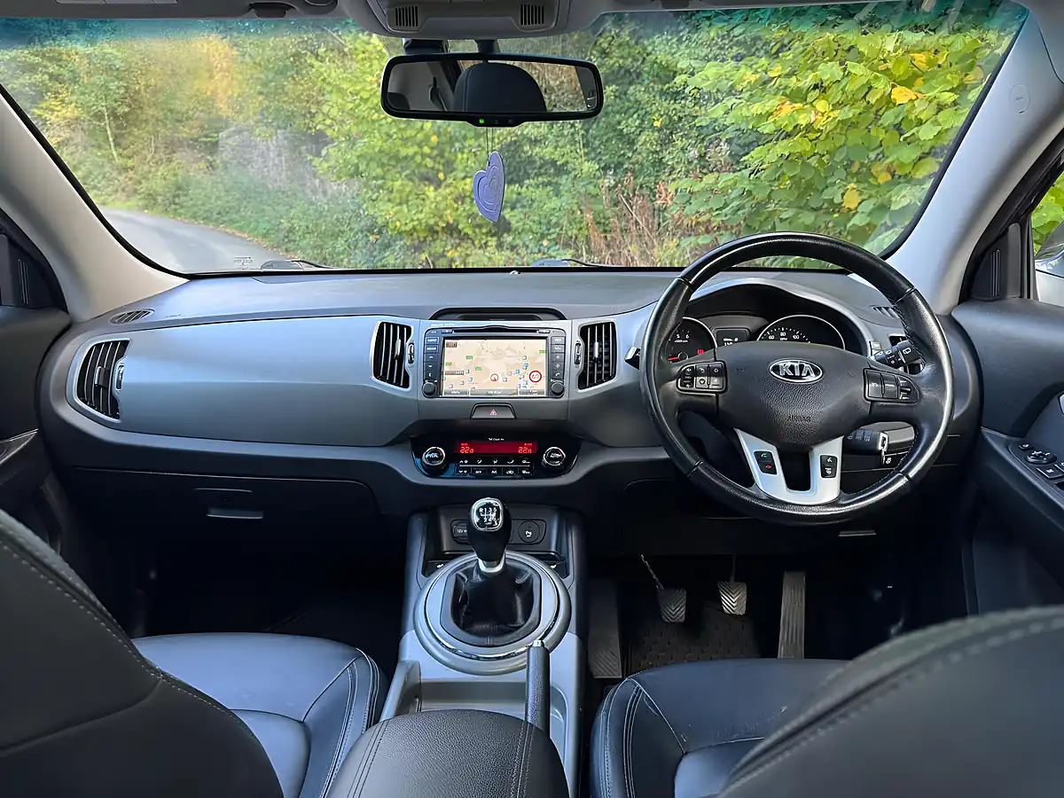 Used 2015 Kia Sportage Ecodynamics 3 Black - Interior and Exterior details 16