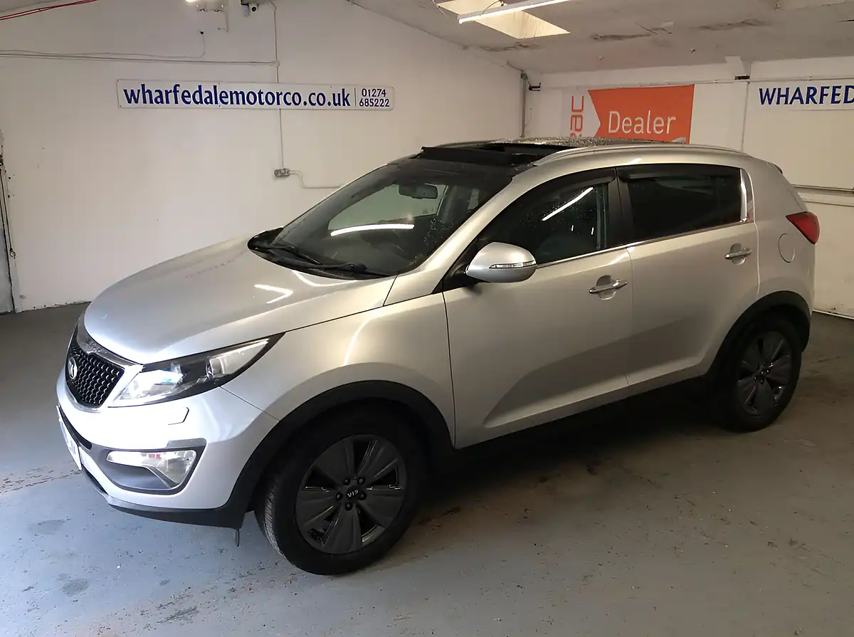 Used 2015 Kia Sportage Ecodynamics 3 Silver - Front View