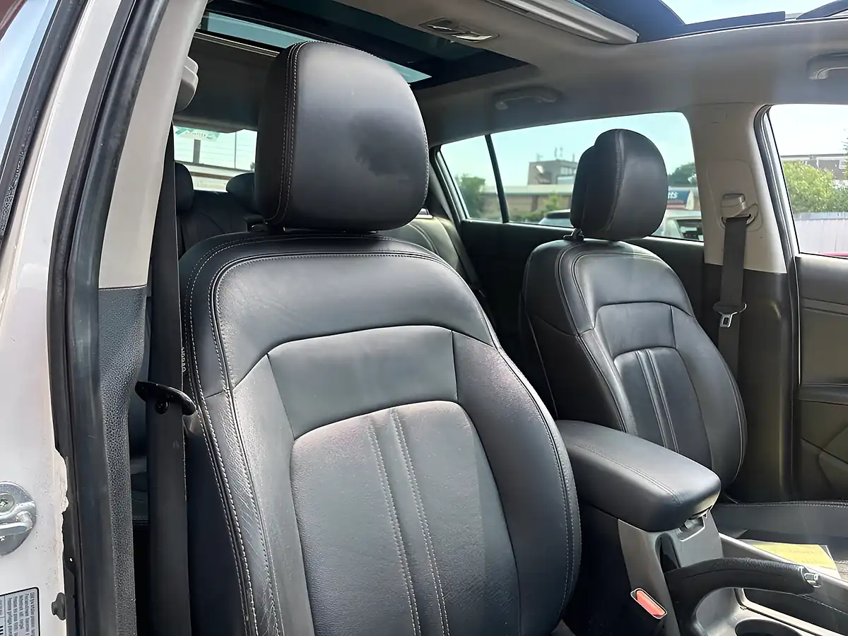 Used 2015 Kia Sportage Ecodynamics 3 White - Interior and Exterior details 11