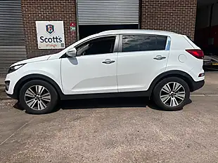 Used 2015 Kia Sportage Ecodynamics 3 White - Interior and Exterior details 4